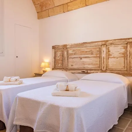 Leukos, Dimora Di Charme Villa Salve