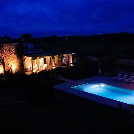 Leukos, Dimora Di Charme Salve