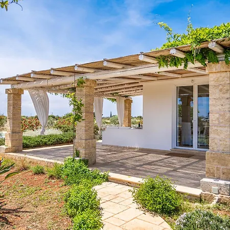 Leukos, Dimora Di Charme * Salve