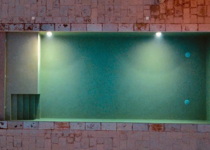 Leukos, Dimora Di Charme Salve