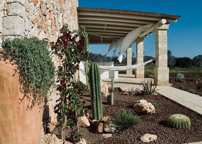 Leukos, Dimora Di Charme Salve